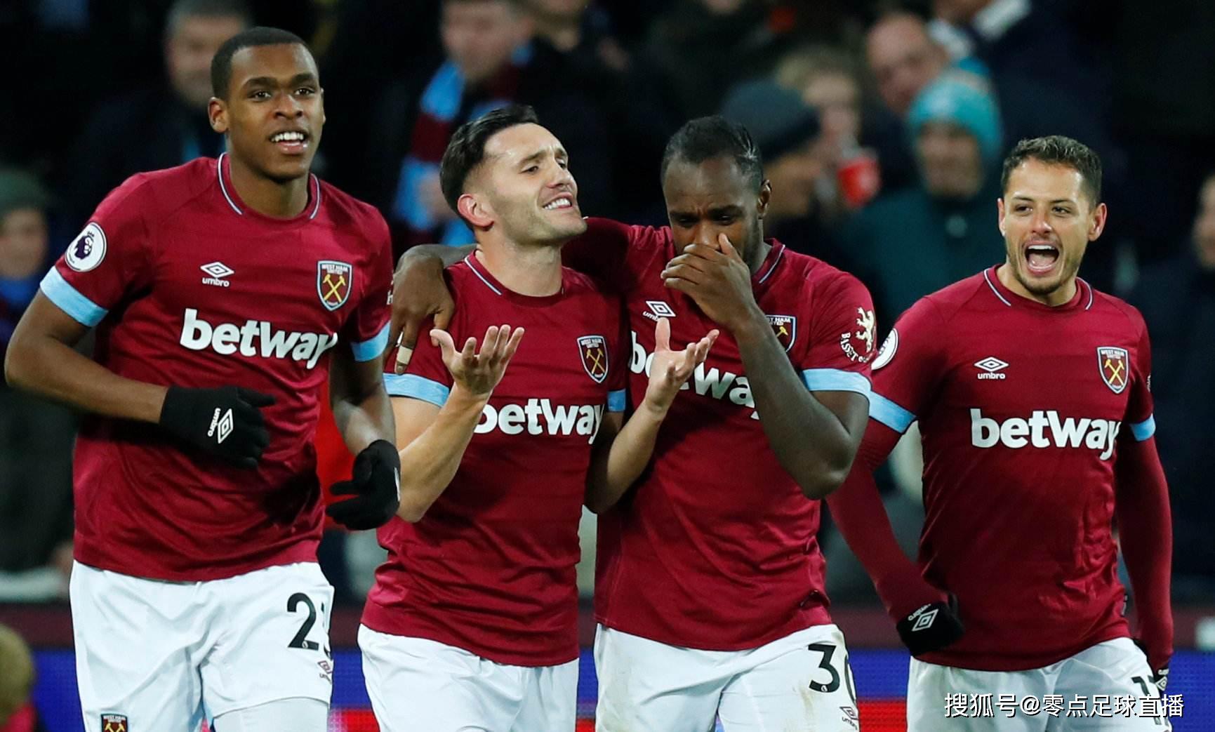 中扮演着至 中扮演着至